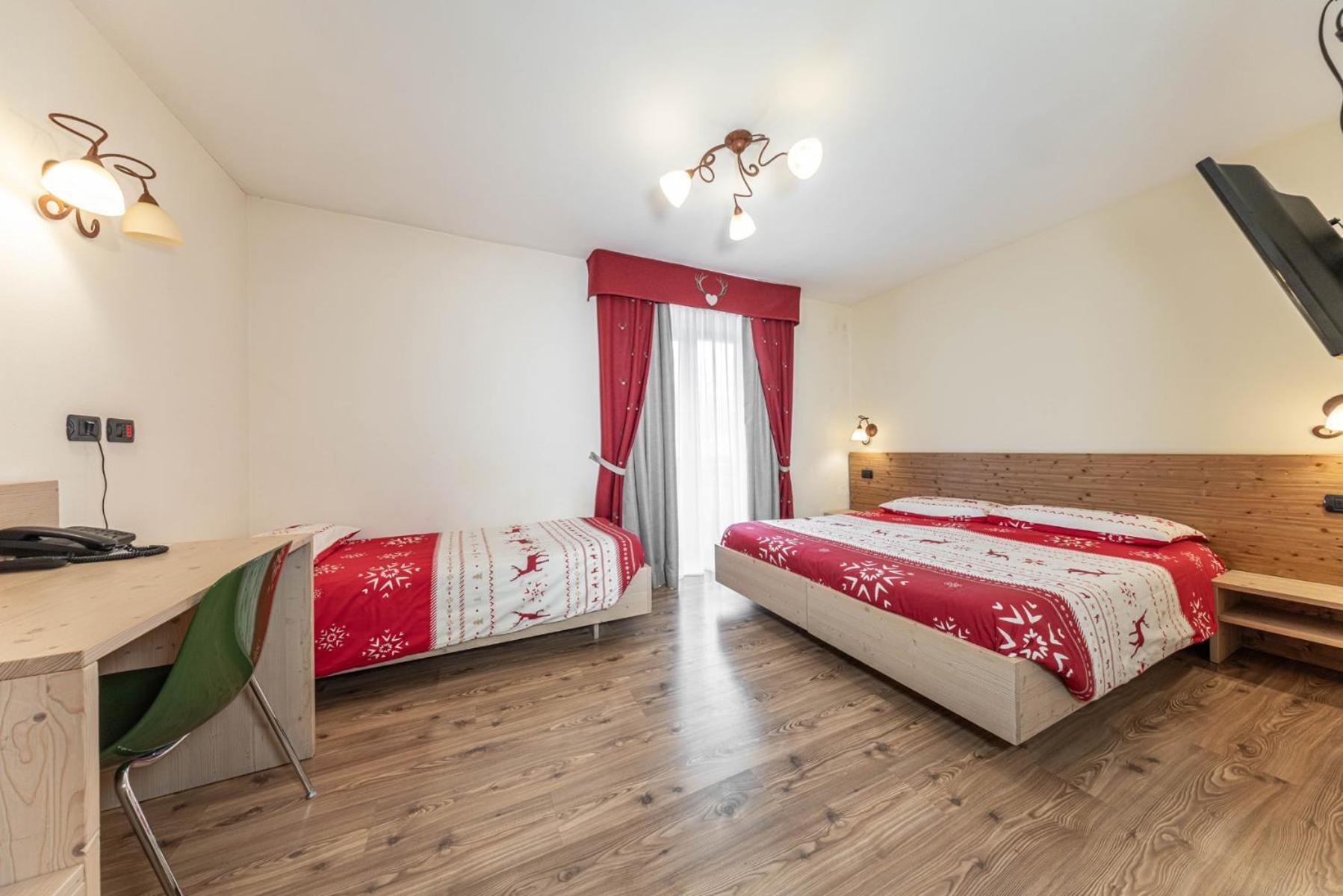 FAMILY HOTEL LA PERLA 17/53