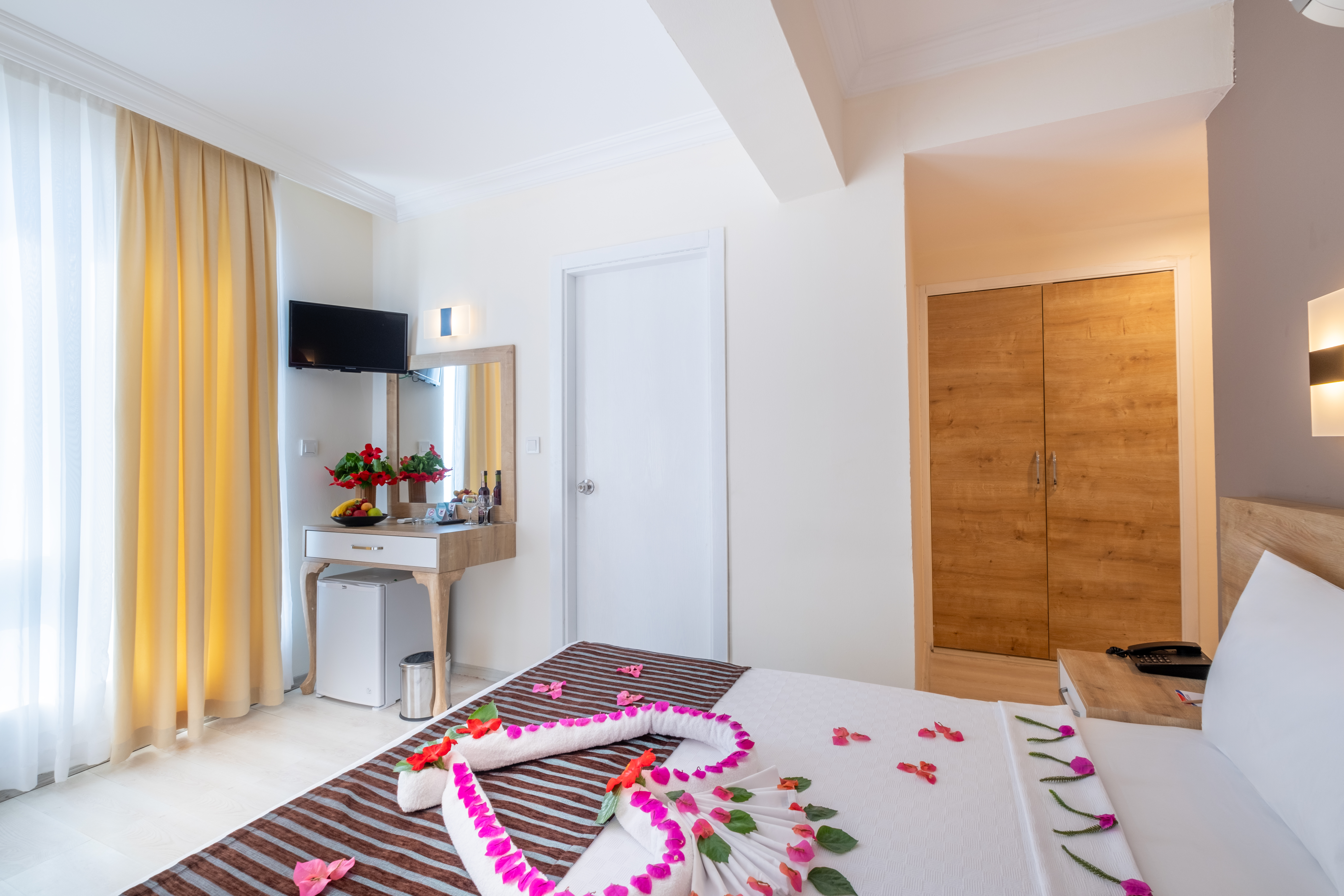 Room at Viking Beach Hotel & Spa, KEMER