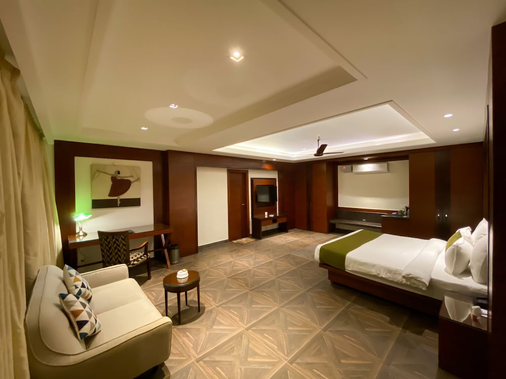 PREMIUM, KING BED