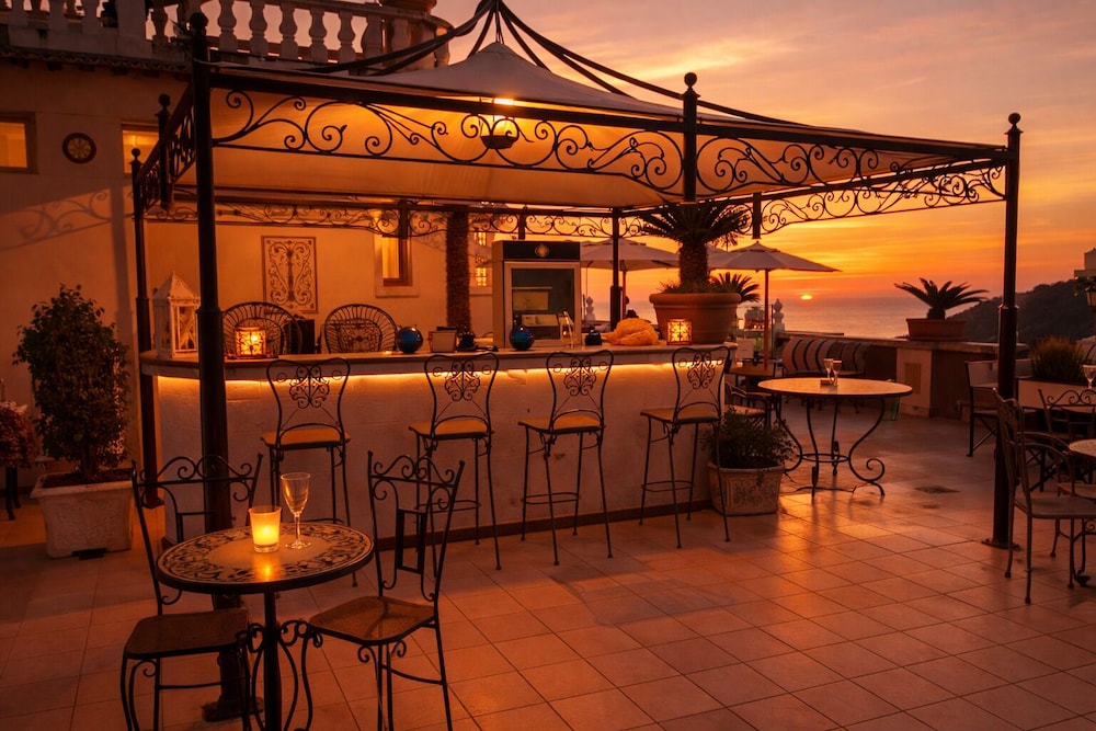 Villa Neptunus Ischia(Formerly Villa Pitti)، Forio 49/56