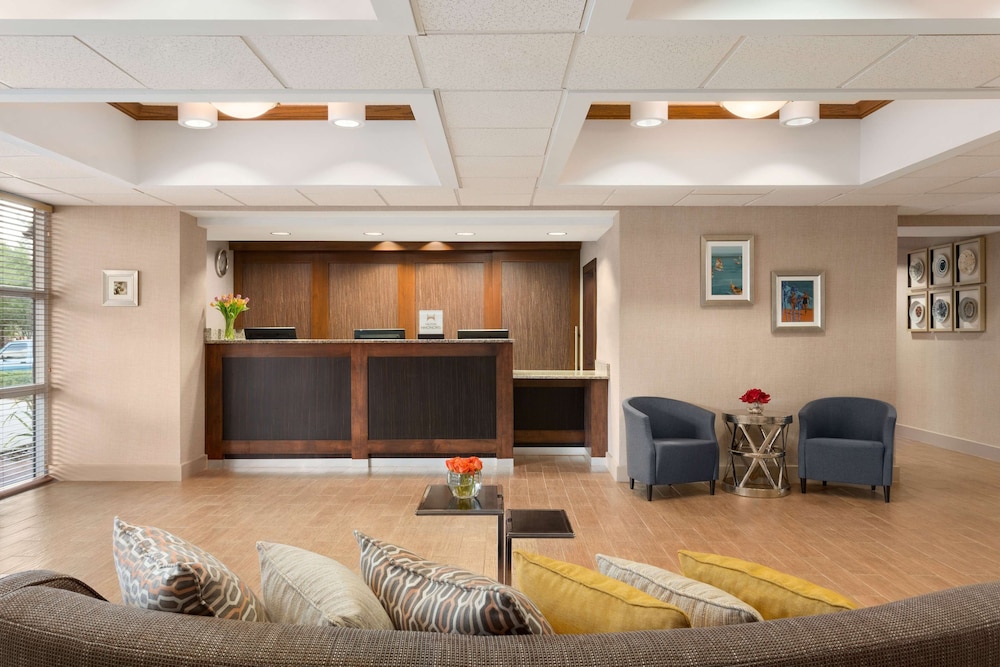 Homewood Suites by Hilton Orlando-International Drive/Convention Center 42/62