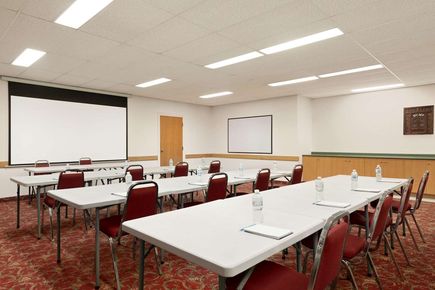 Travelodge by Wyndham Port Elgin 23/28