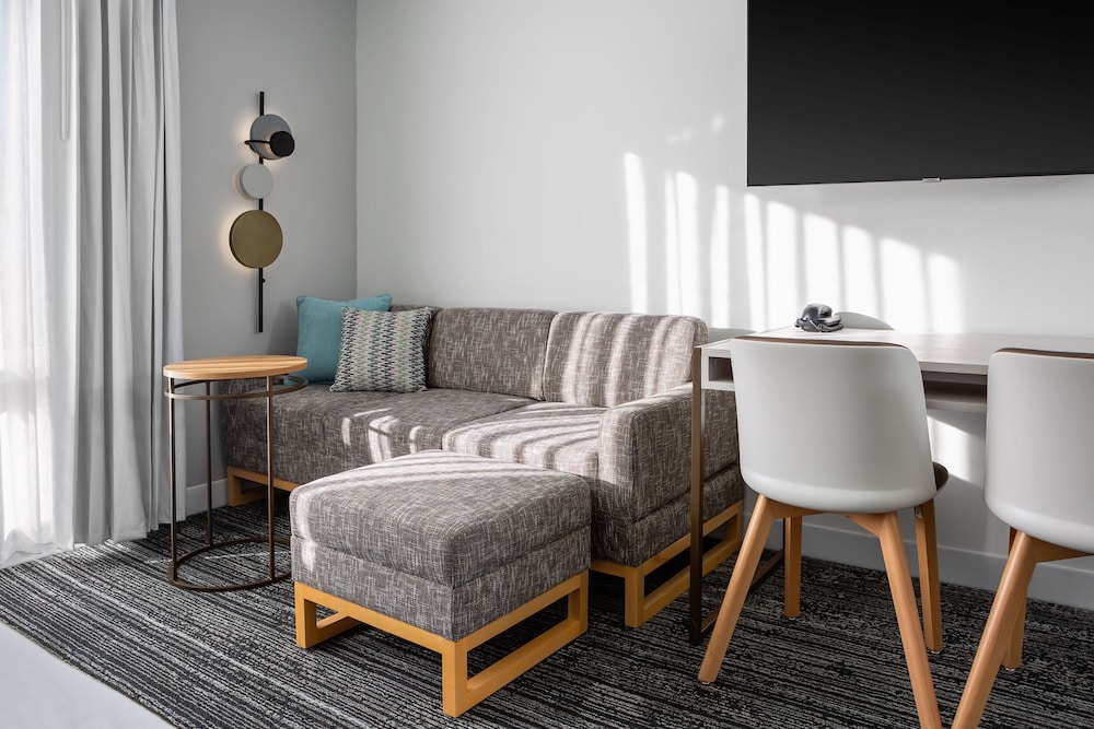 TownePlace Suites Iron Mountain 13/22