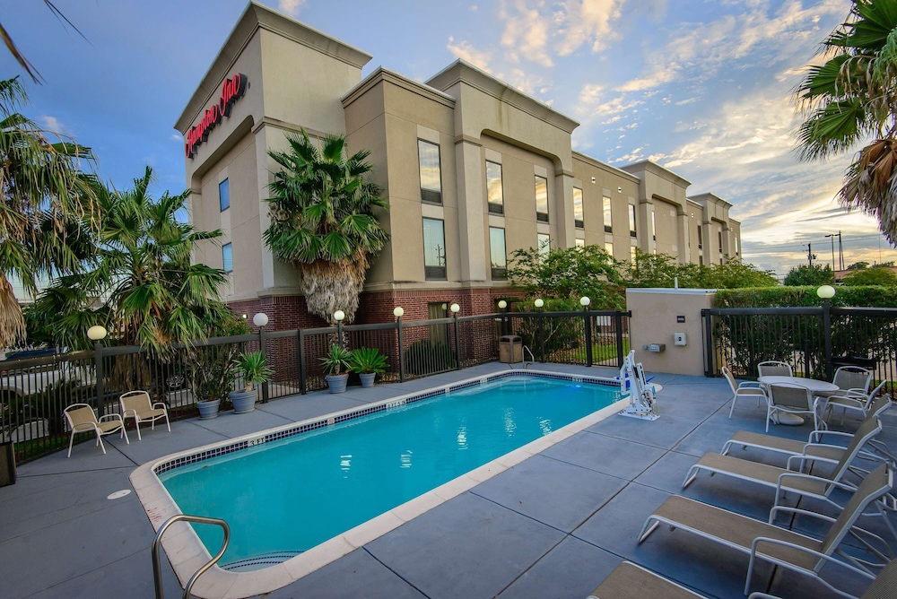 Hampton Inn Houston-Pearland 1/81