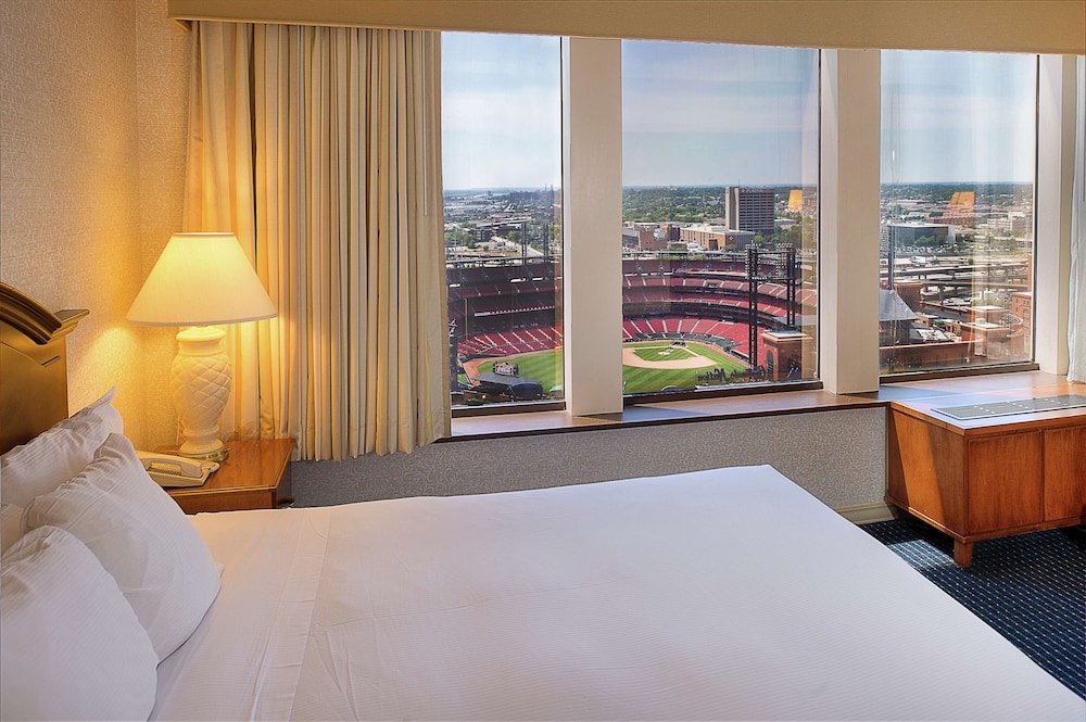 Hilton St. Louis at the Ballpark 23/72
