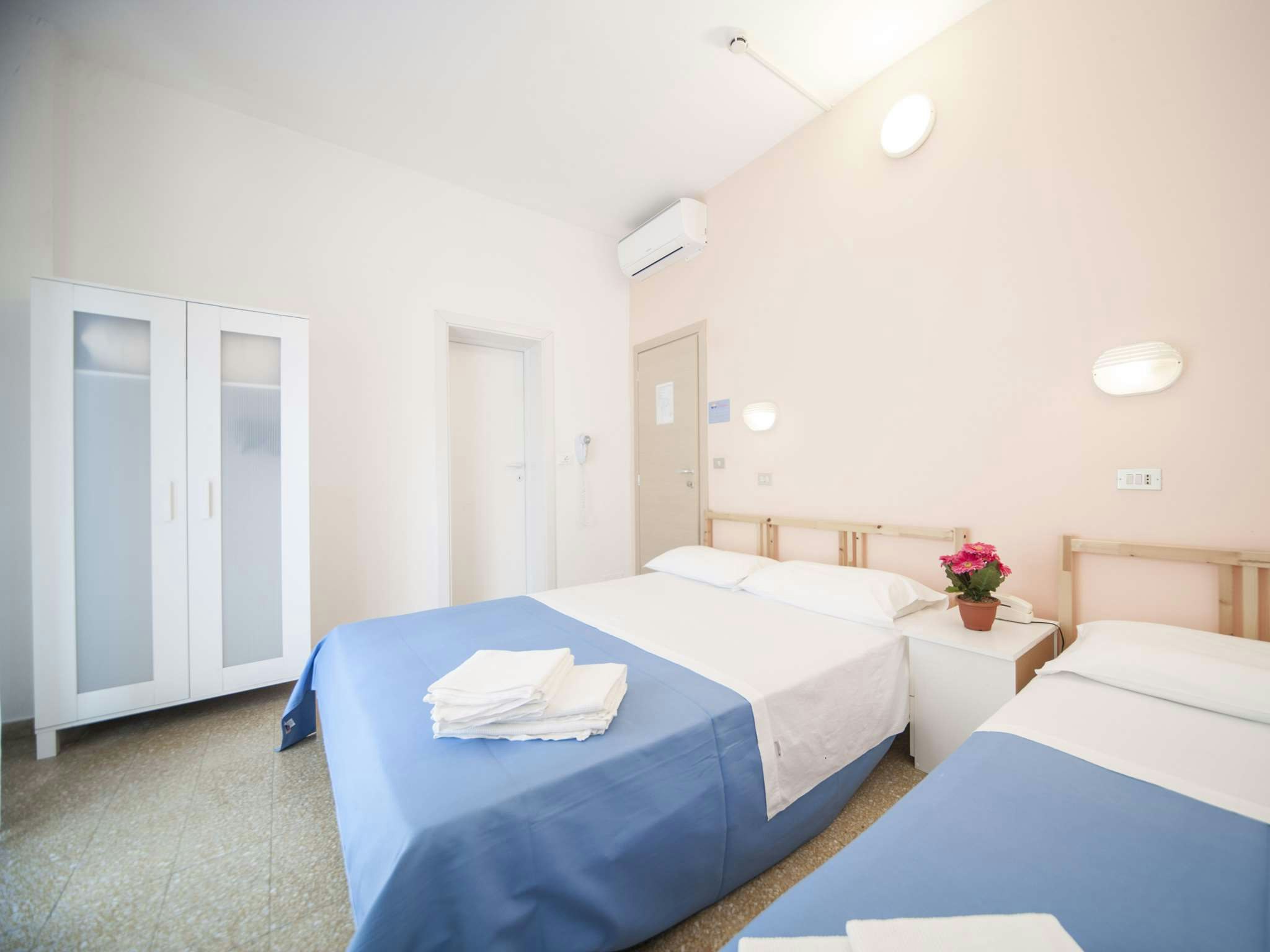 Hotel Colombo 16/32
