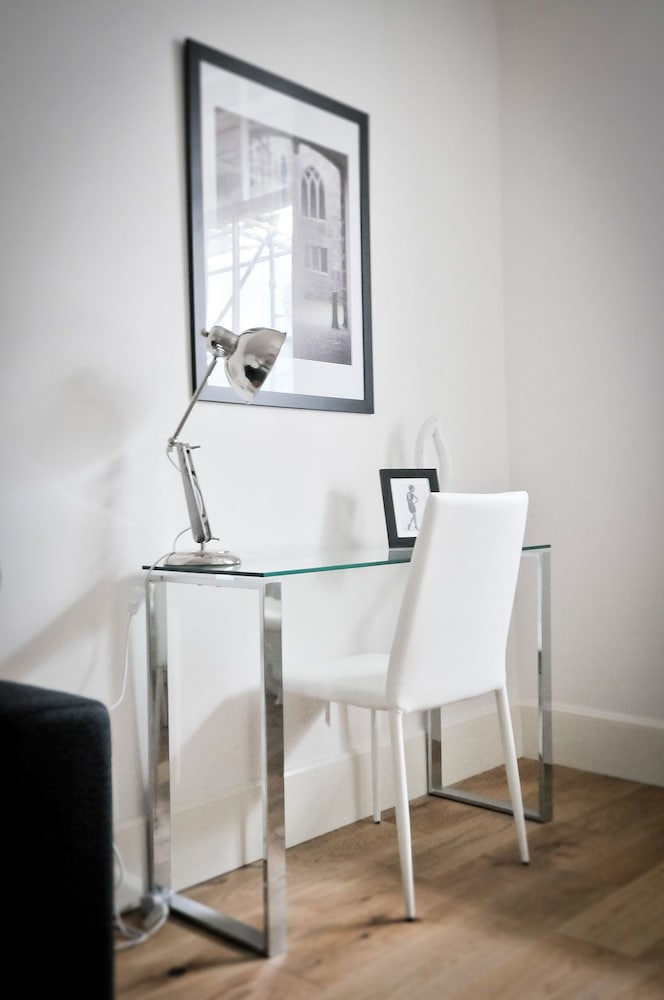 Destiny Scotland - St. Andrew Square Apartments 38/50