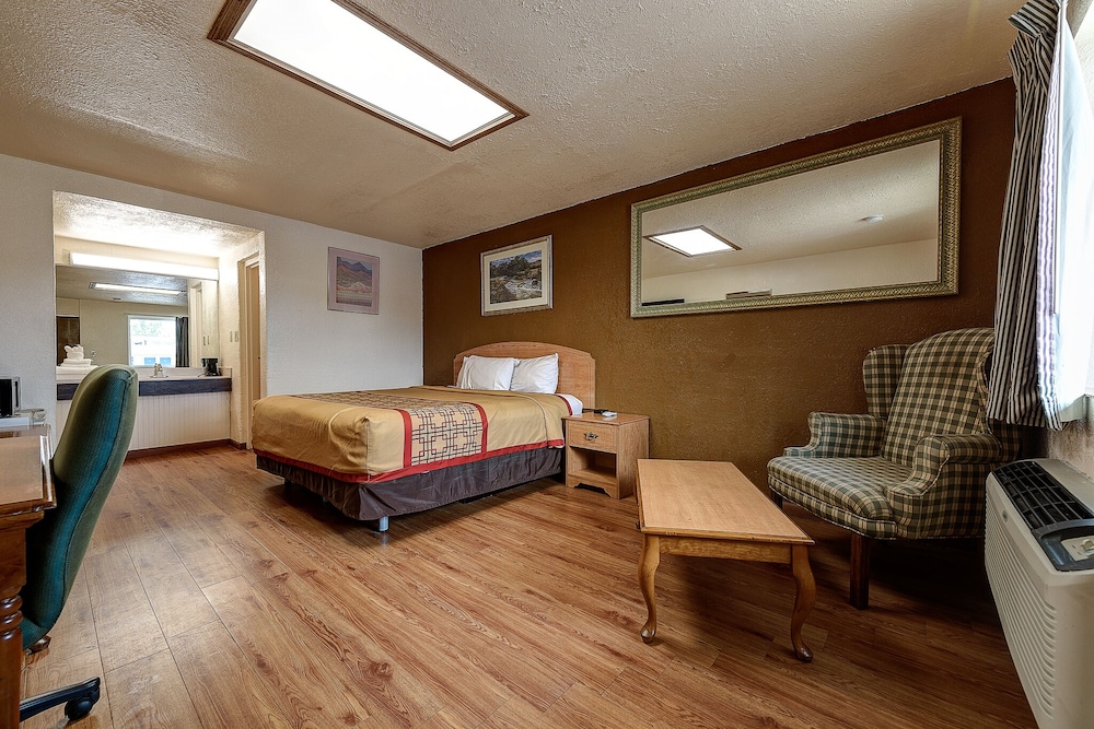 Guest Inn Rogers 35/67