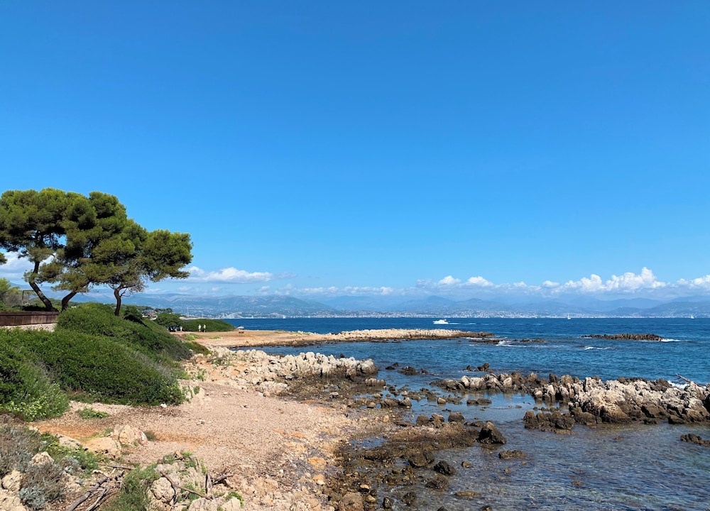 The Originals Boutique, Hotel Les Strelitzias, Antibes Juan-Les-Pins 51/60