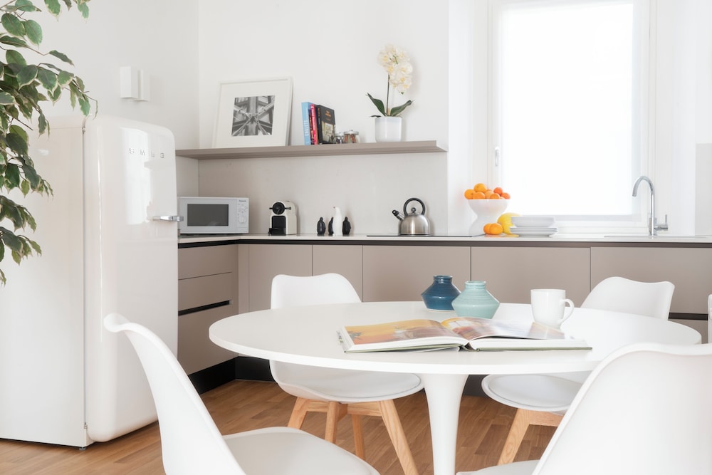 Brera Apartments In San Babila 35/50