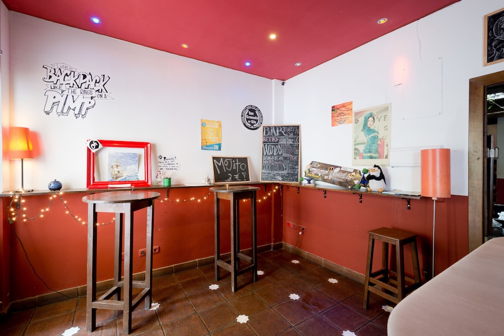 Oasis Backpackers Hostel Granada 43/50