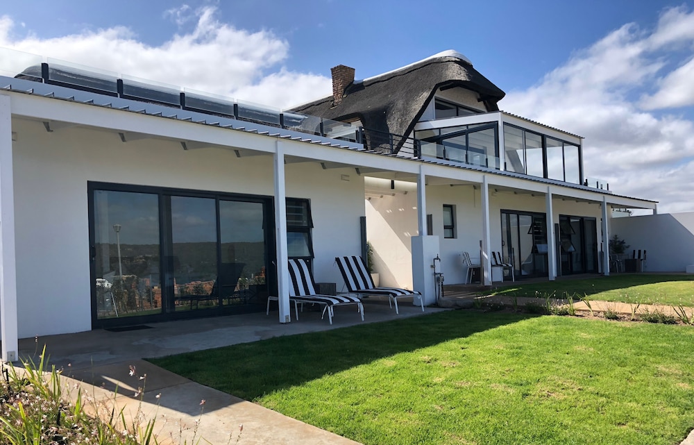 Karee Manor Guesthouse 34/40