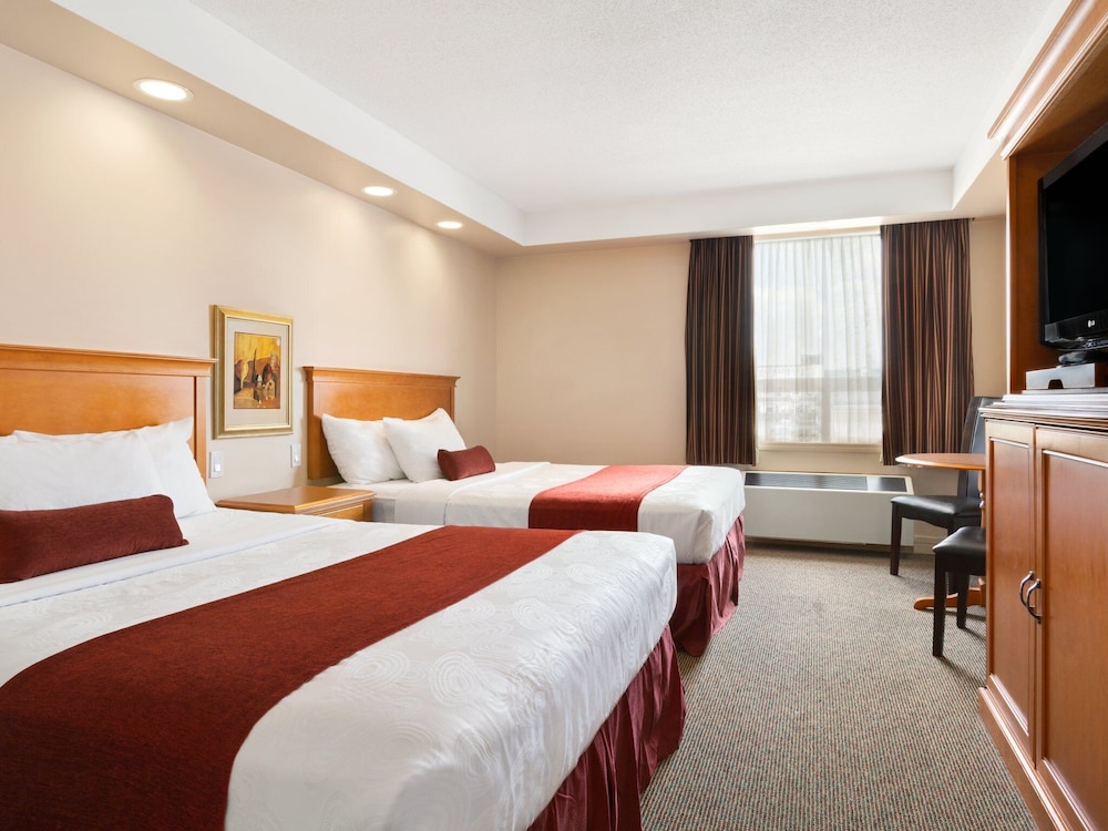 Travelodge By Wyndham Spruce Grove 15/50