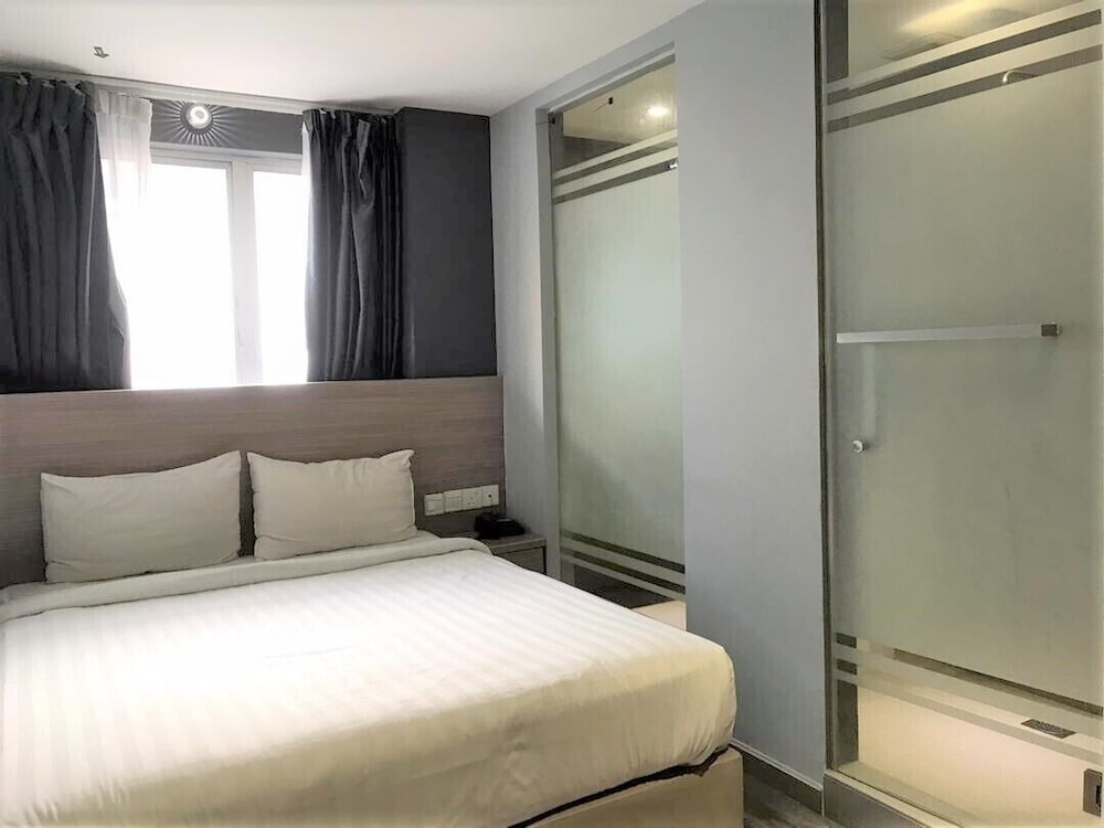 Hotel 99 - Pusat Bandar Puchong 18/48