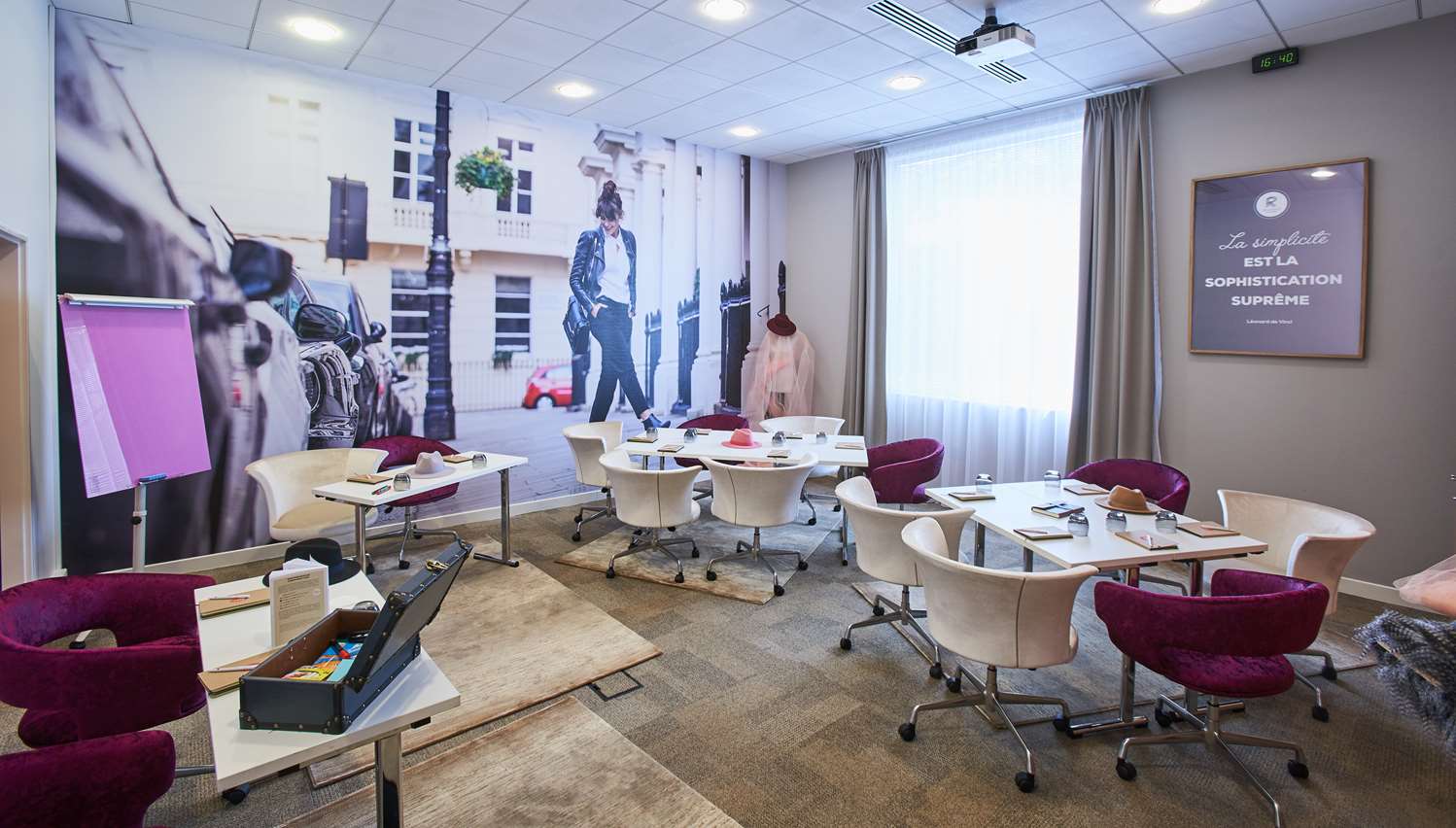 Best Western Plus Paris Saclay 59/65