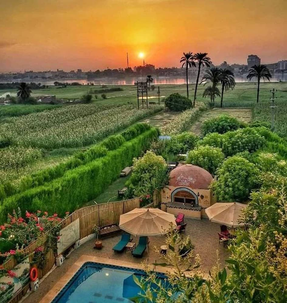 Nile Compound Hotel 47/50