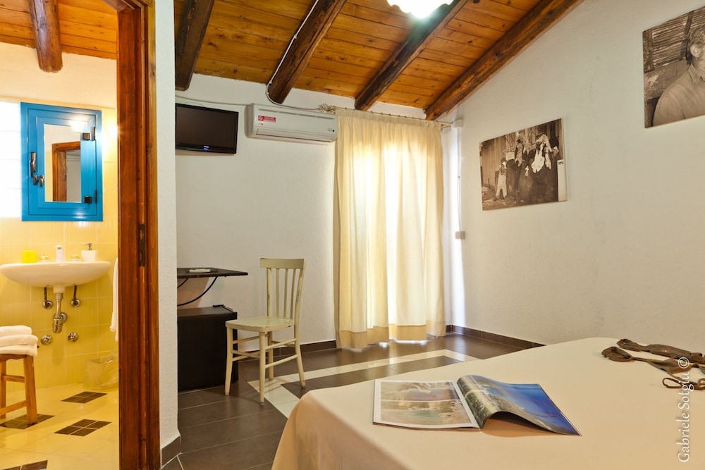 The Old Farm Asfodeli - Adults Only 17/28