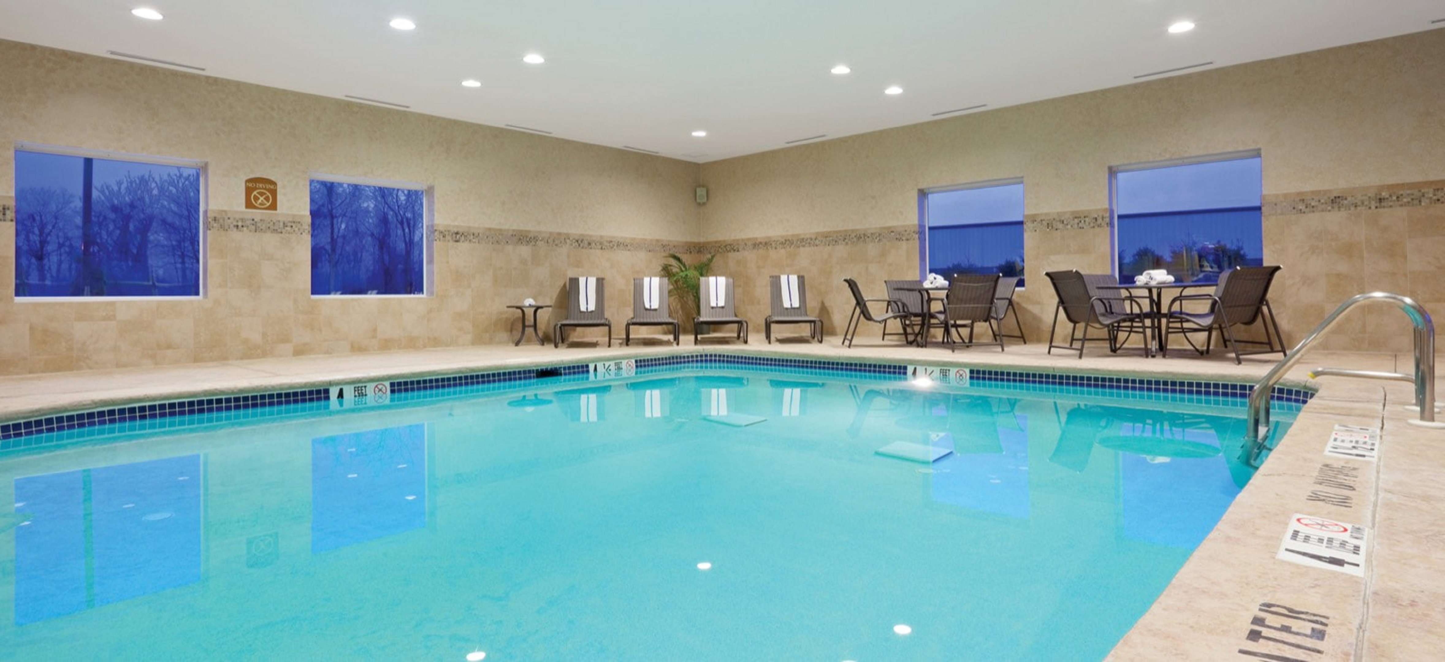 Holiday Inn Express Evansville - West 30/49