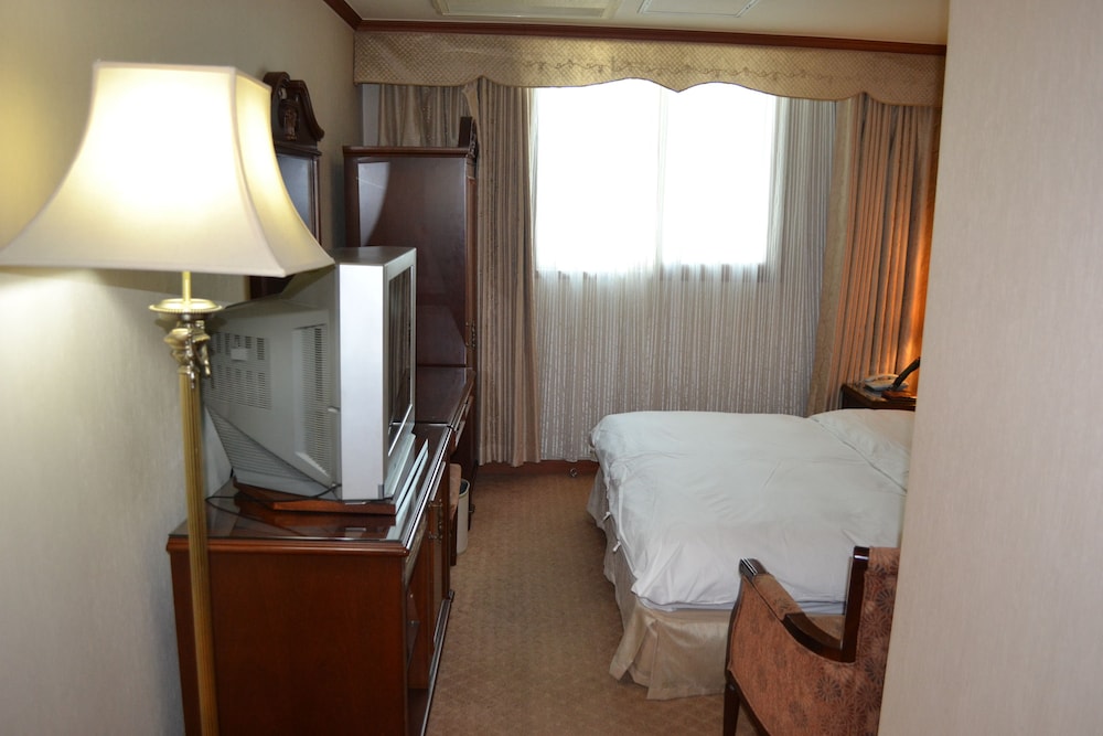 New Chonji Hotel 32/66