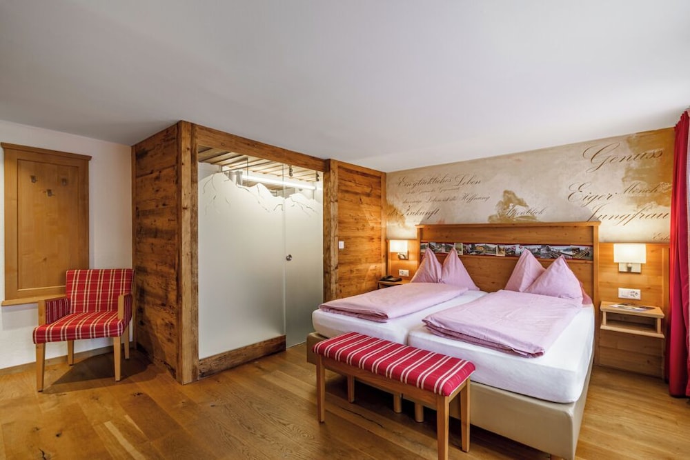 شاليه سوبيريور بسريرين منفصلين، Hotel Alpenblick 3/10