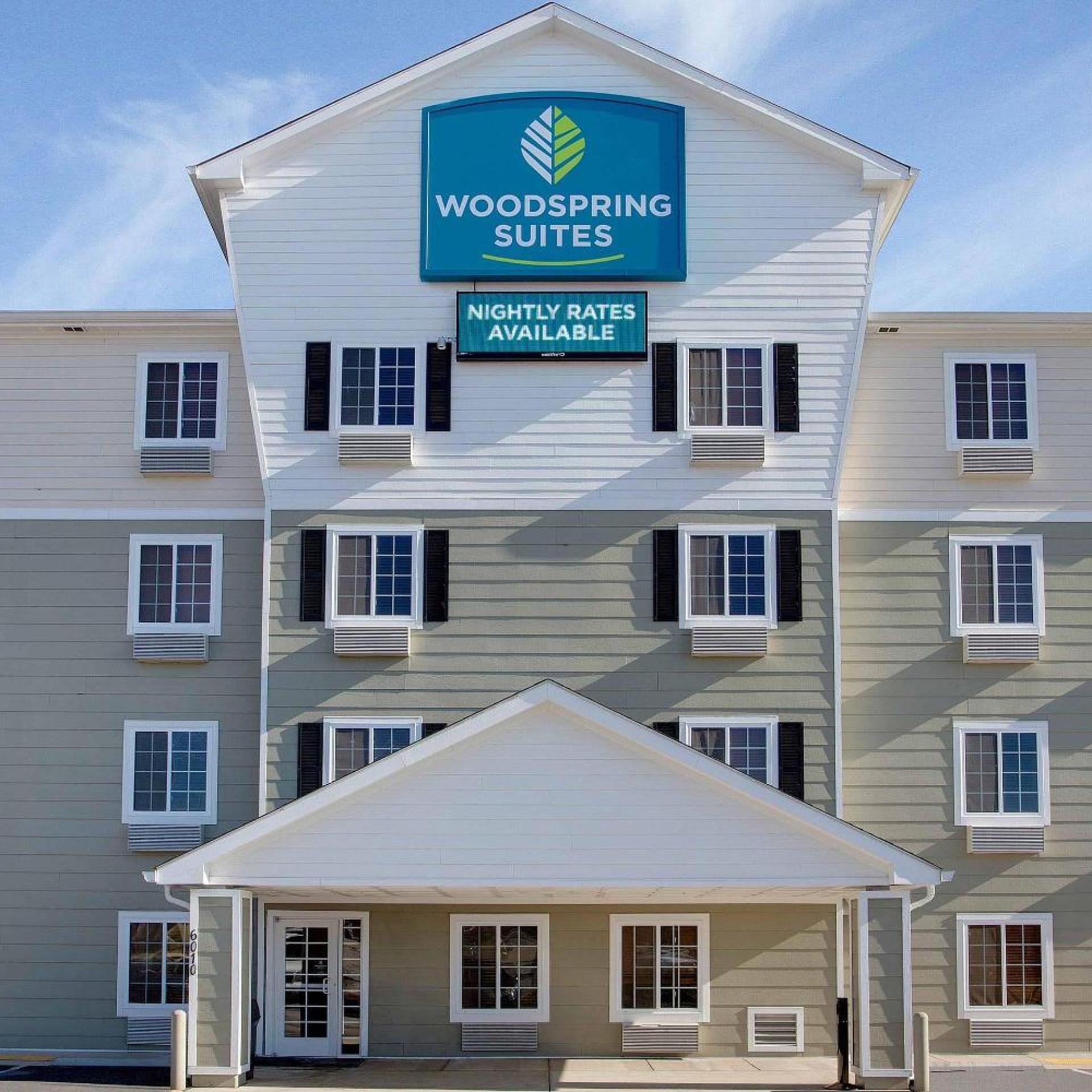 WoodSpring Suites Washington DC Andrews AFB 4/25
