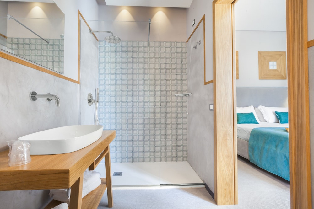 La Piazzetta Guest House 33/41