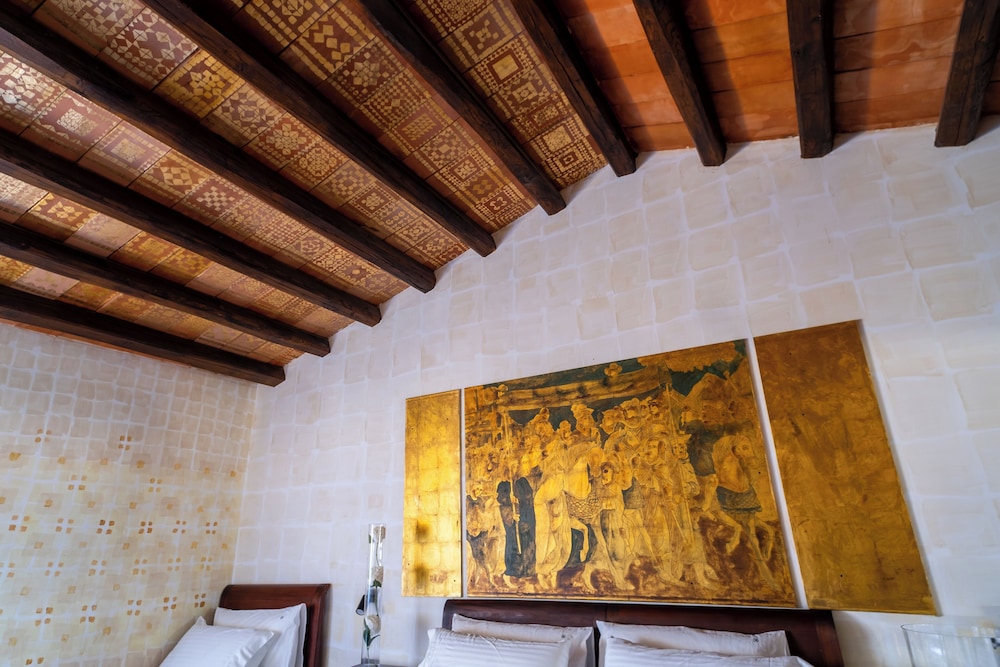 GRAND HOTEL LA BATIA 12/60