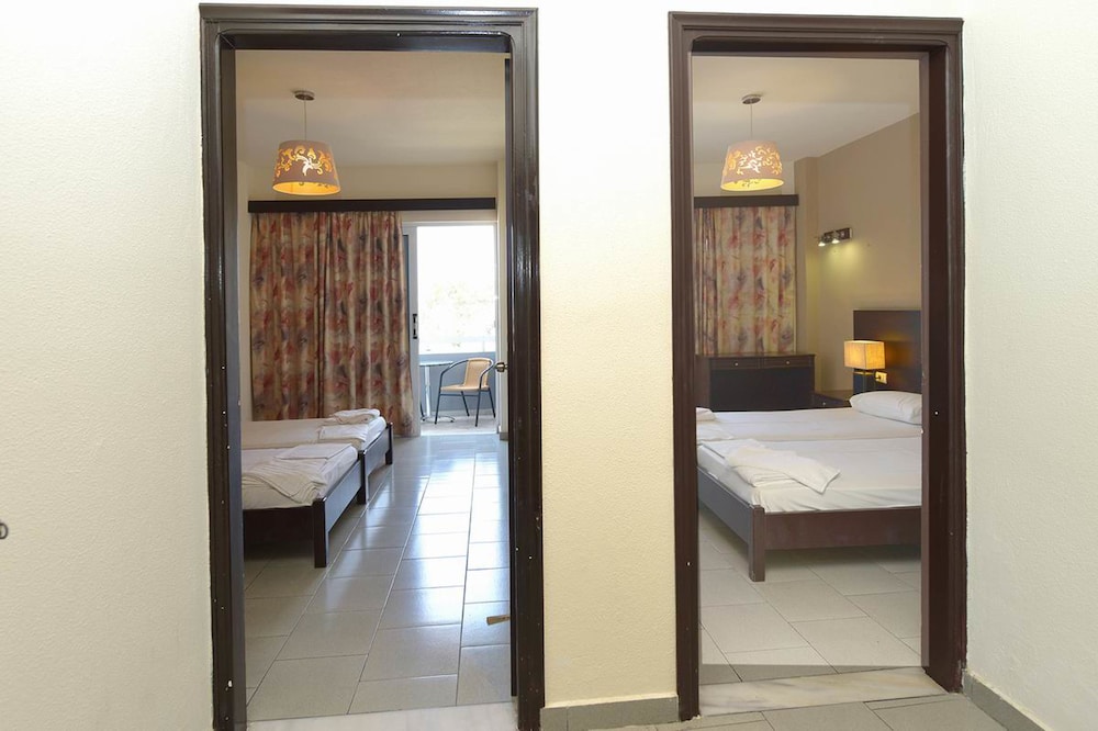 Ialysos City Hotel 24/51
