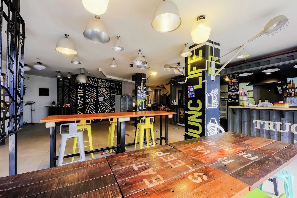 Junction Hostels 39/50