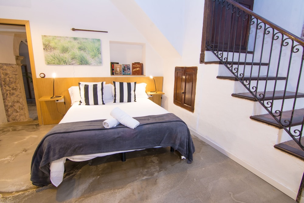SUPERIOR, DOUBLE BED
