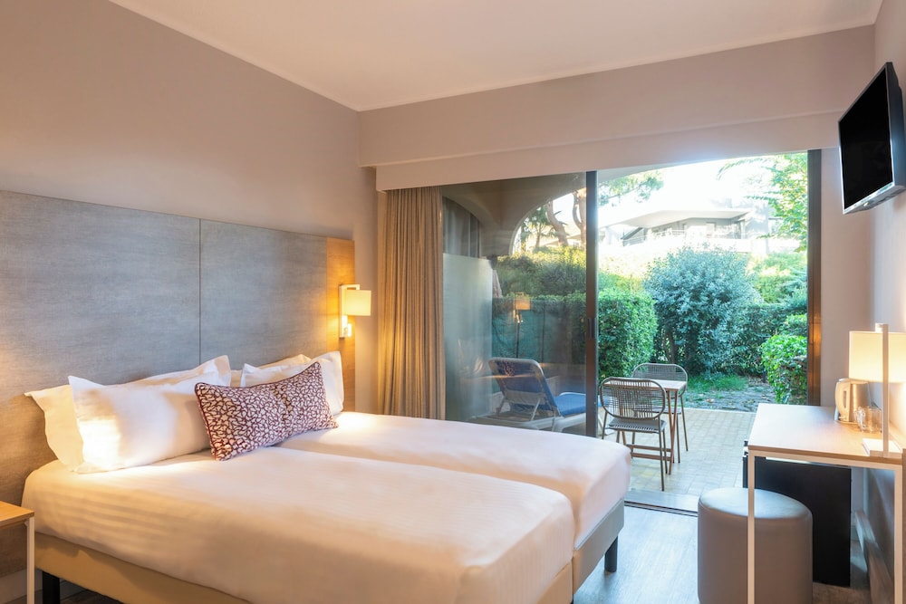 Bahia Hotel 13/50