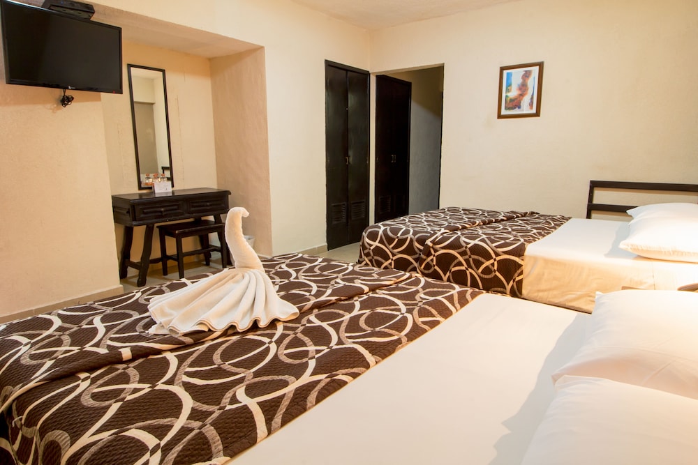 Hotel Colon Merida by Kavia 21/66