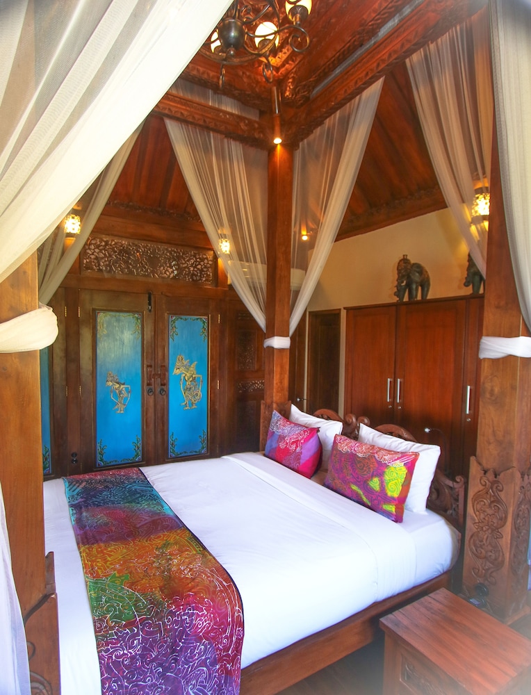 Villa Borobudur Resort 47/83