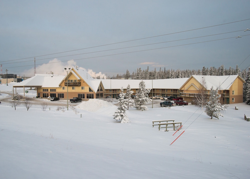 Lakeview Inn And Suites Hinton 37/41
