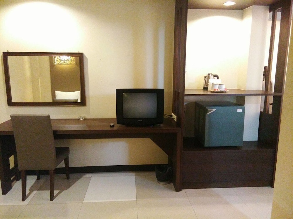 Laemchabang City Hotel 40/50