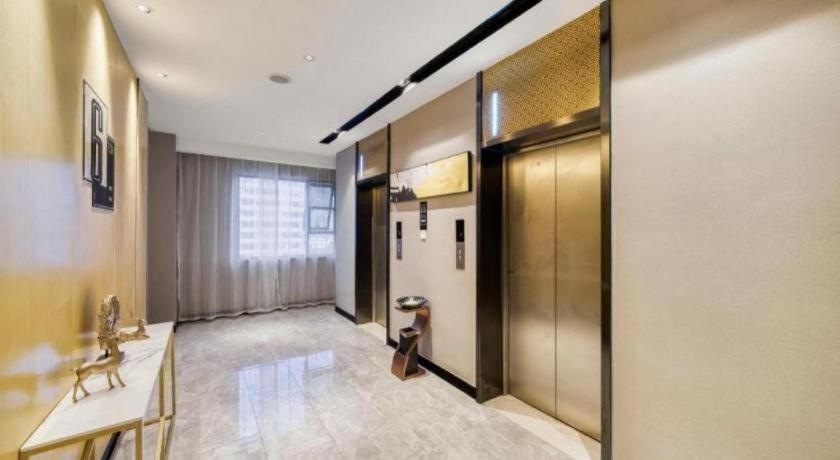 Echarm Hotel (Jingjiang Zhongzhou Road, Fanggu Street) 42/42