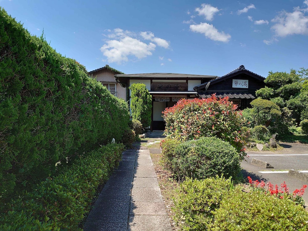 Hasuwa Inn 45/50