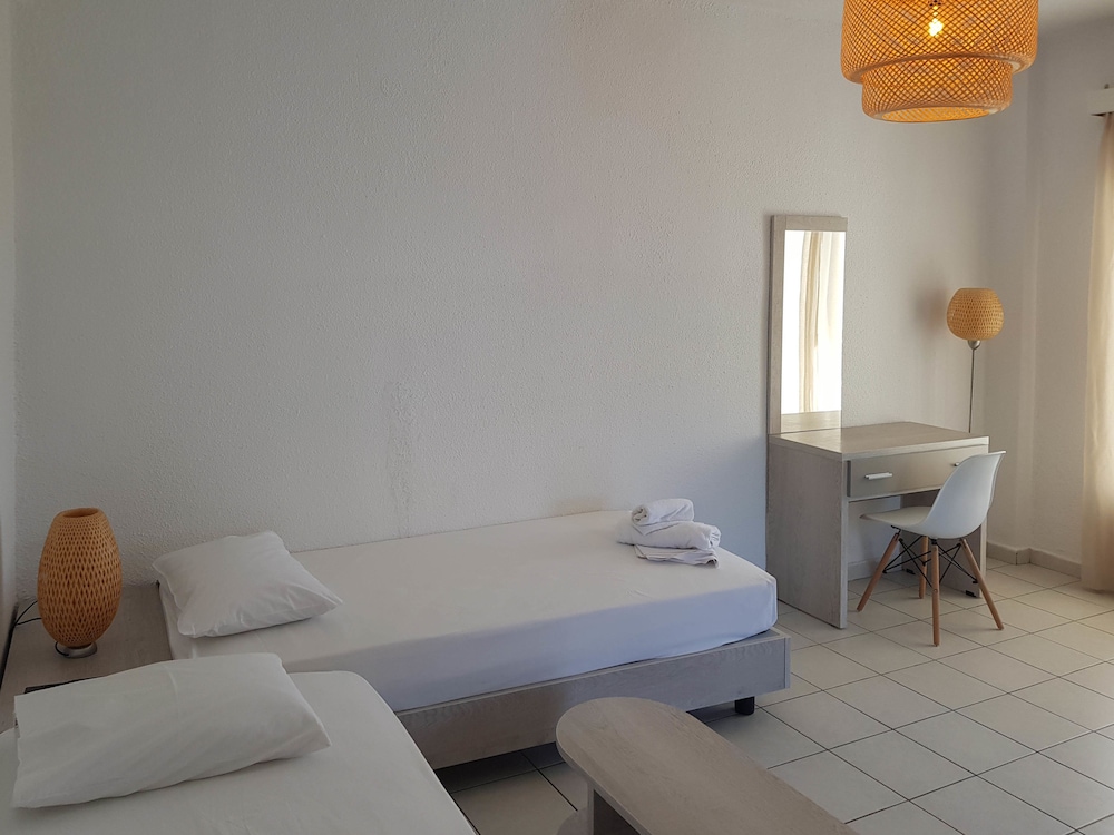 Alkinoos Beach Hotel 11/40