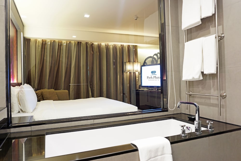 PARK PLAZA BANGKOK(SOI 18) 60/75