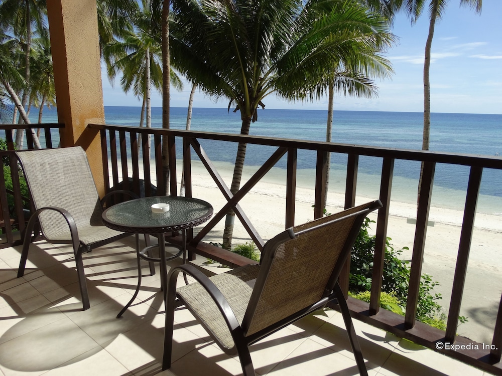 Anda White Beach Resort 9/64