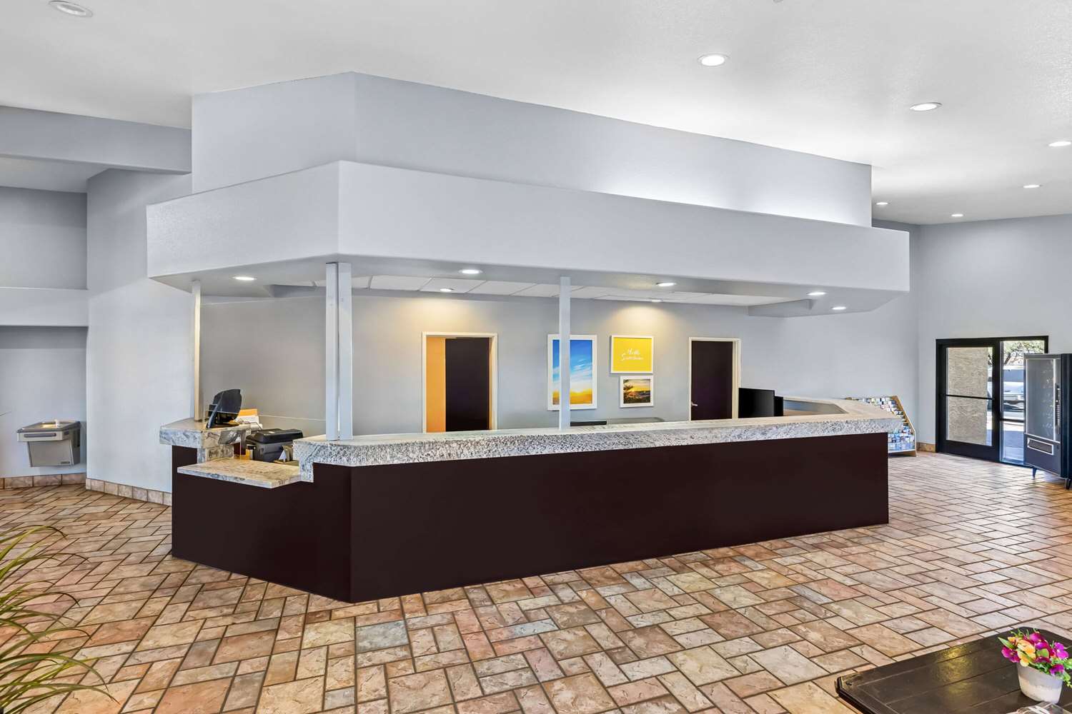 Days Inn by Wyndham Buckeye 7/24
