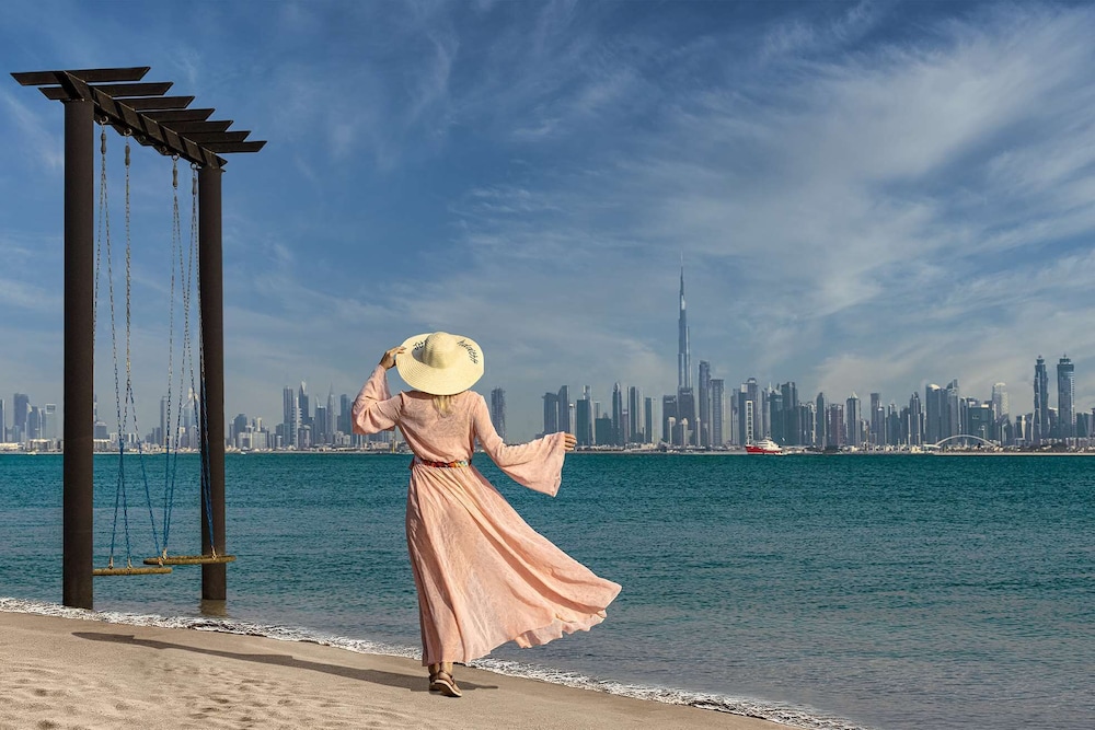 Anantara World Islands Dubai Resort 73/78
