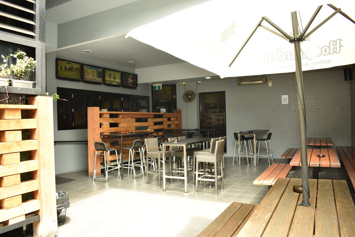 Best Western Blackbutt Inn 11/17
