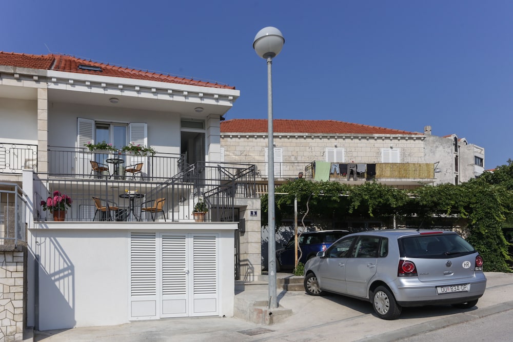 Apartments Villa Providenca 48/56
