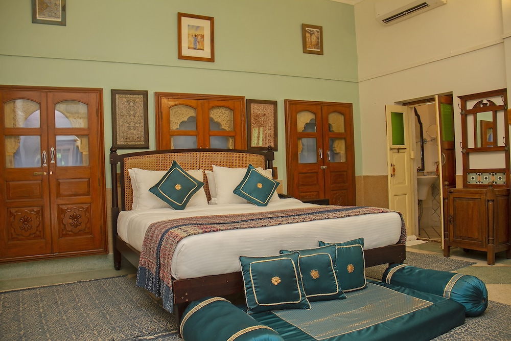Amritara Manak Haveli, Jodhpur 24/63