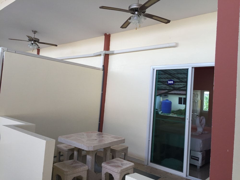 Baan Kaew Ruen Kwan 70/71