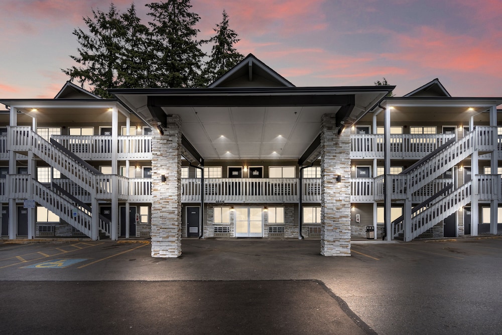 Basecamp Puyallup a Travelodge by Wyndham 44/50