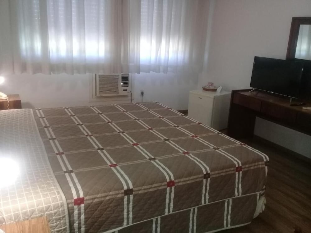 CANOAS PARQUE HOTEL 14/30