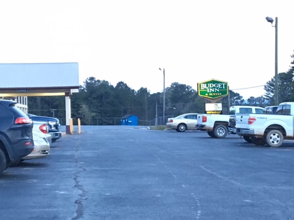 Budget Inn Talladega 52/61