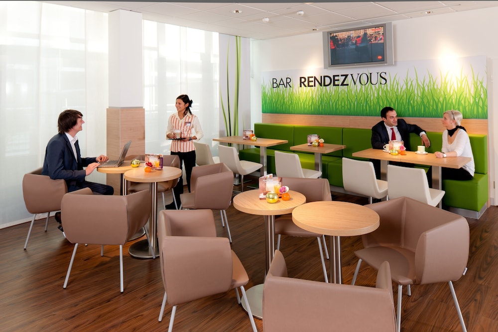Ibis Augsburg Hauptbahnhof 38/45